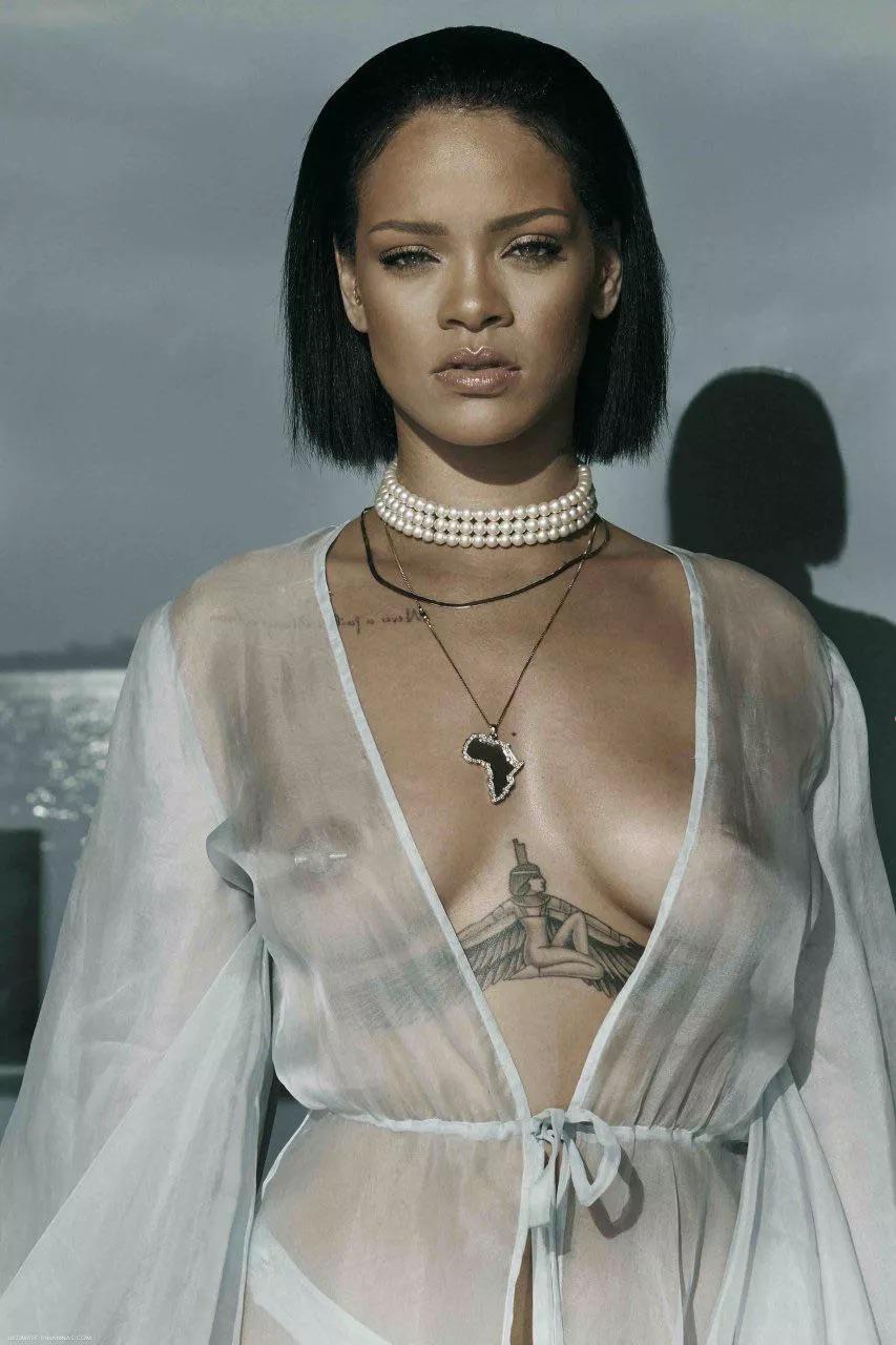 Rihanna Nude Celebs