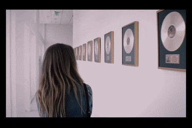 Alexandra Daddario GIF (w/audio)