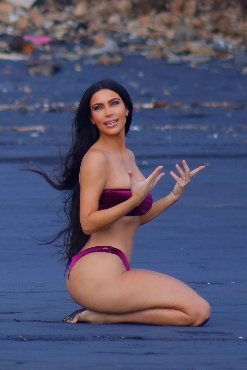 Kim Kardashian Sexy (10 Photos)