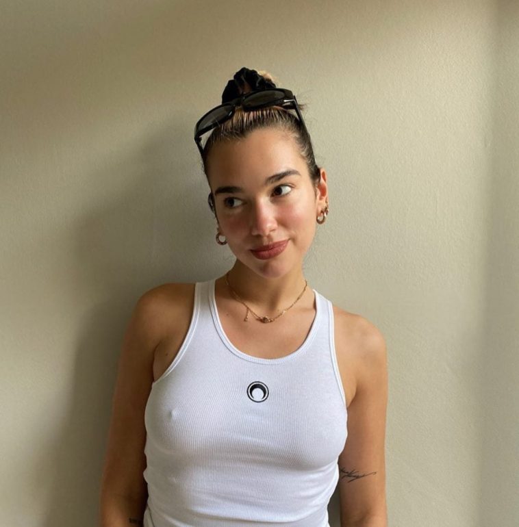 Dua Lipa Braless