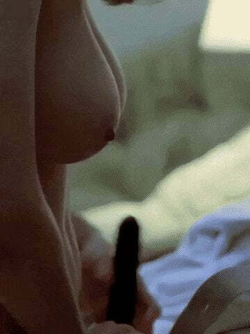 Alexandra Daddario True Detective Naked