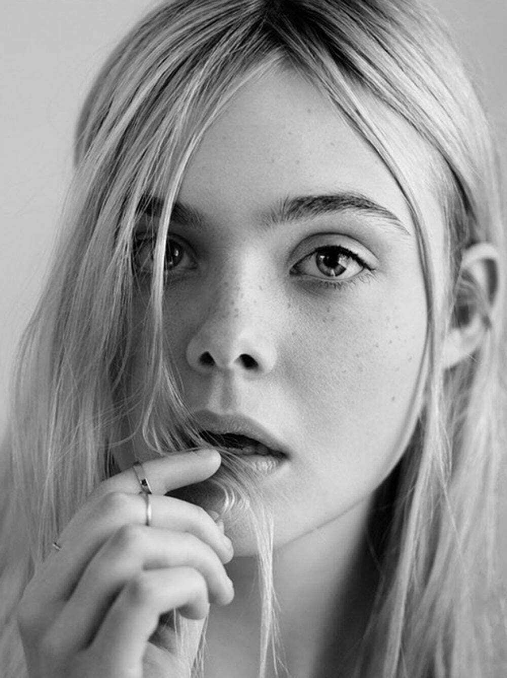 Anyone else in love with Elle Fanning ?