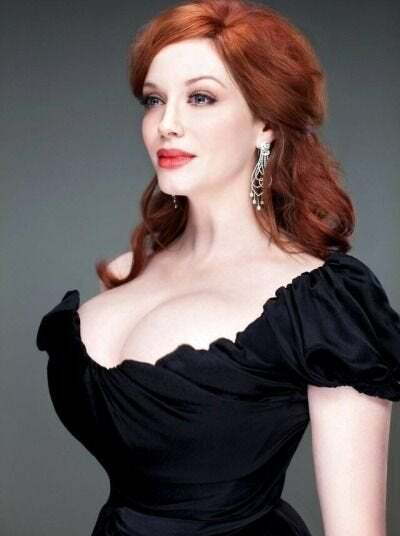 I just want to watch Christina Hendricks tits bounce as she rides my cock