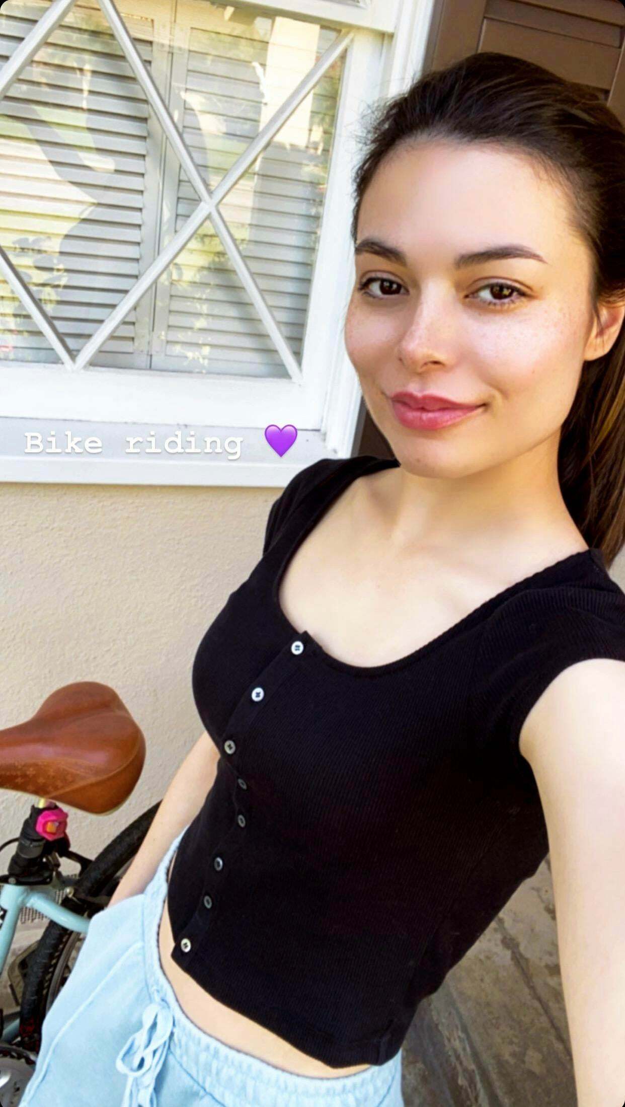 I’d love to give Miranda Cosgrove something else to ride.