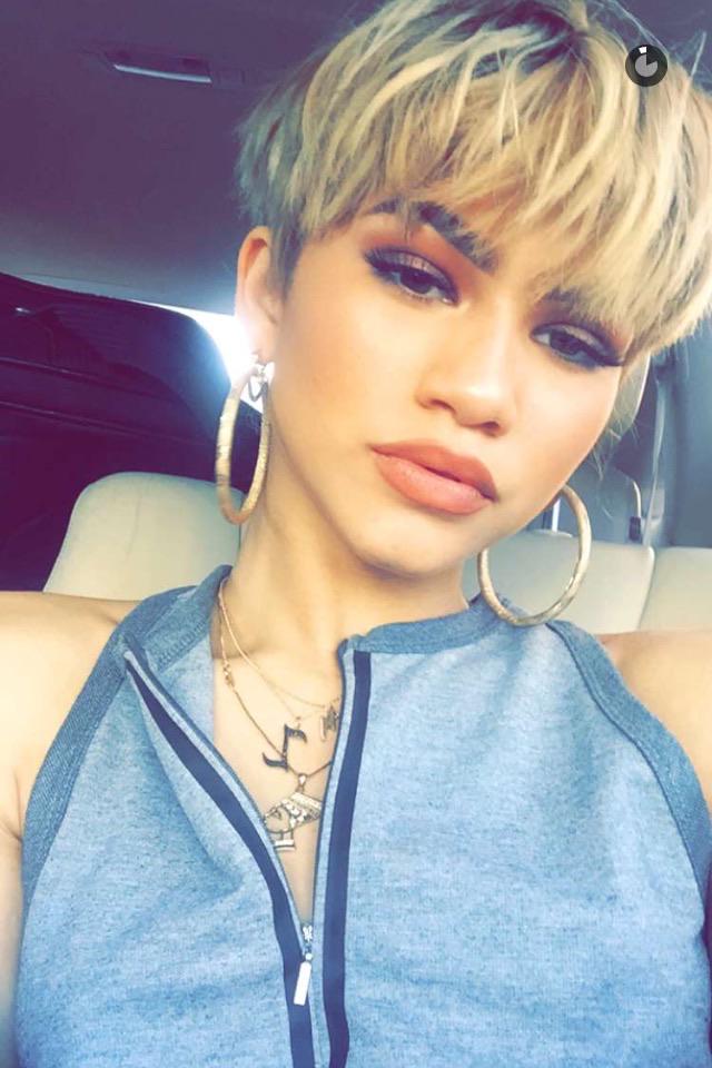 Zendaya is a sexy bitch who needs some dicks in her