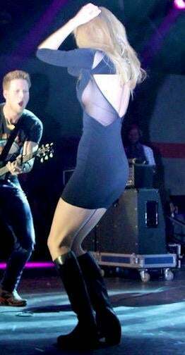 Taylor Swift in a lovely black dress