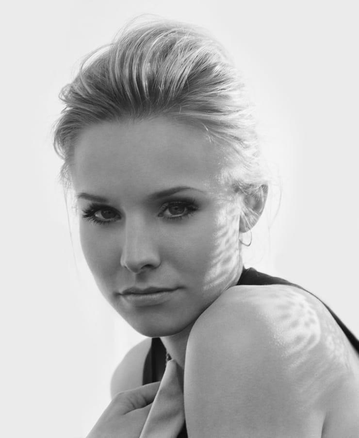Sometimes just looking into Kristen Bell’s eyes is enough to make me cum