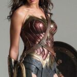 Wonder Woman(Gal Gadot) needs a good gangbanging