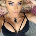 Alexa Bliss would be amazing to facefuck and shoot ropes all over.