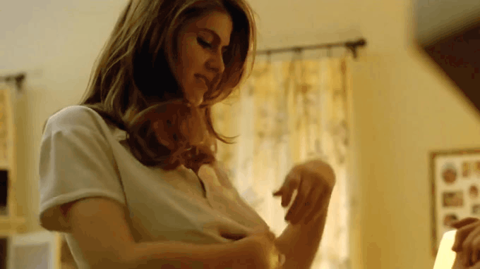 I love jerking off to Alexandra Daddario's swinging tits and amazing ass in this scene