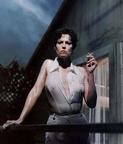 Sigourney Weaver