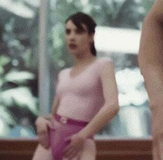 Emma Roberts aerobics plot in AHS: 1984