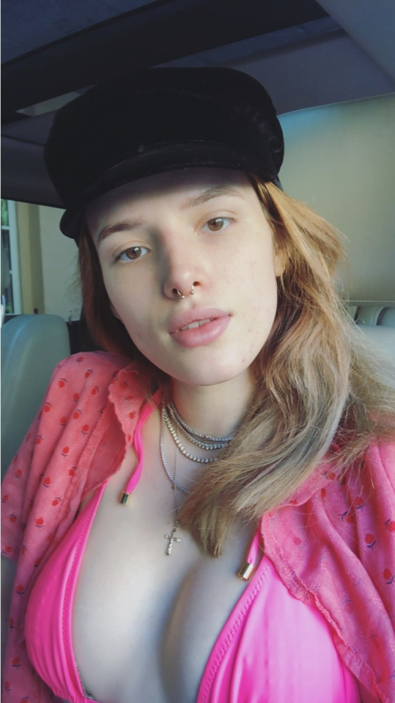 Bella Thorne Hot (3 Photos)