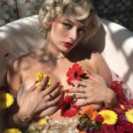 Caroline Vreeland Topless (1 Photo)