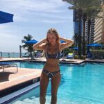 Corinne Olympios Sexy (13 Photos)