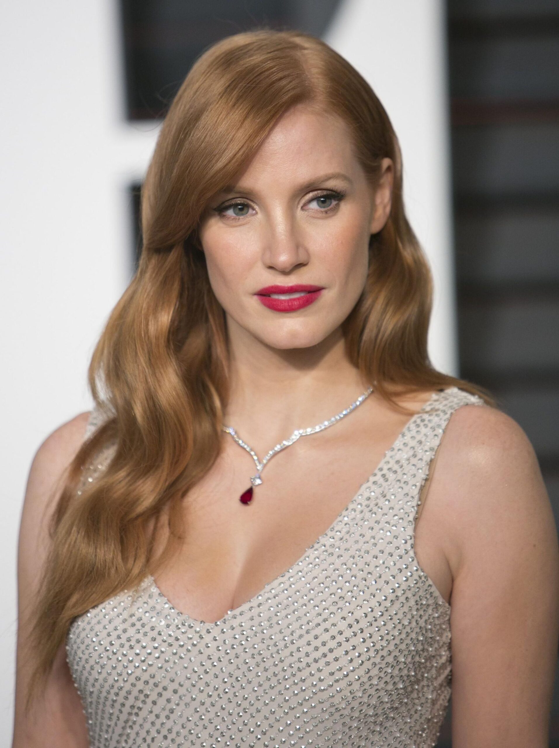 I want Jessica Chastain to wrap her tight pussy around