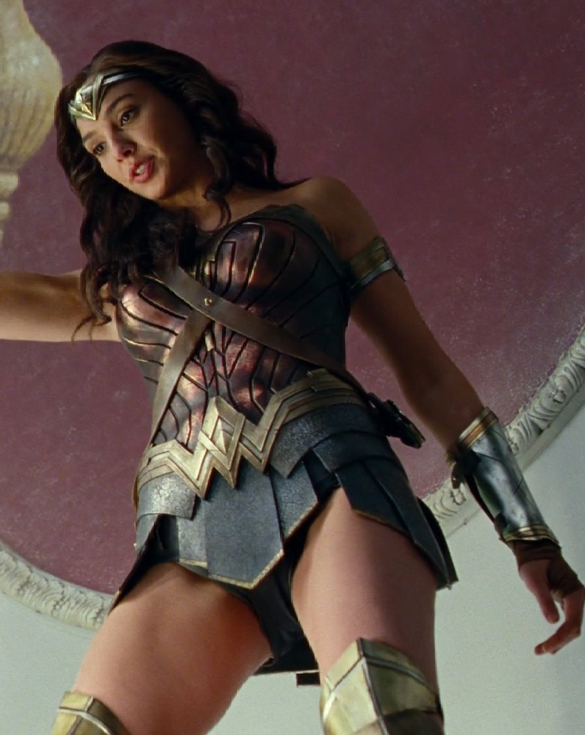 The best shot in the entire Justice League movie Gal