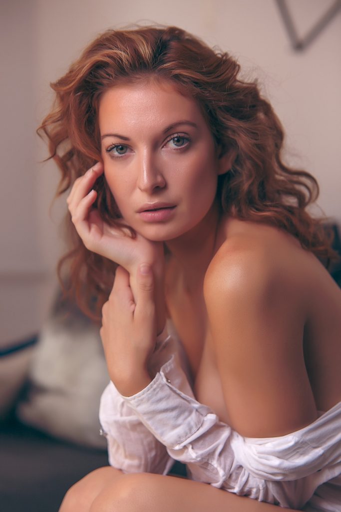 Richelle Oslinker Nude (10 Photos)