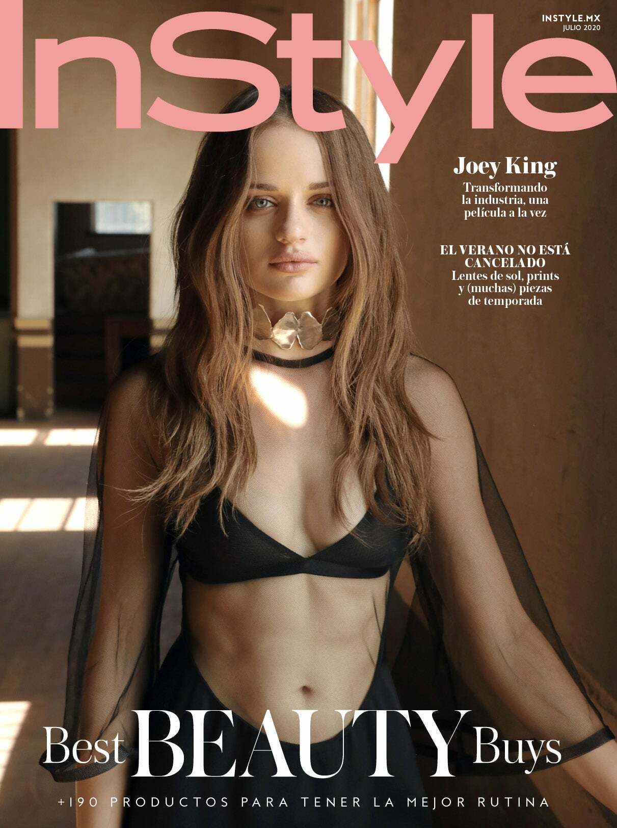 Joey King bringing one of the sexiest magazine cover published this year