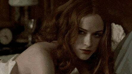 Evan Rachel Wood getting out of bed after a rough pounding