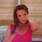 The stunning Milana Vayntrub was made to shoot loads over