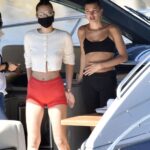 Bella Hadid & Hailey Baldwin Hot