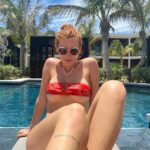 I wonder how many liters of cum have spilled for Bella Thorne's body
