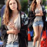 Elizabeth Olsen in this casual clothes looks hotter than when she is all glam up... Just gives her that natural look u fuck once u invite her to ur place after meeting at a mall or grocery