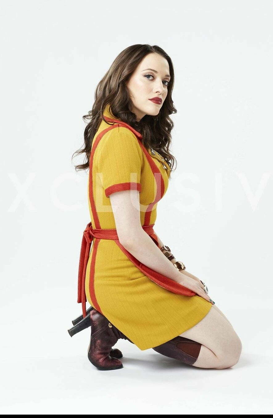 Kat Dennings down to her knees ready to suck off a room full of tv execs... Imagine her mouth getting passed around while they play with her tits then after she riding every single one of them