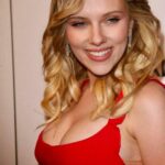 Would love to have Scarlett Johansson rim me and jack me off