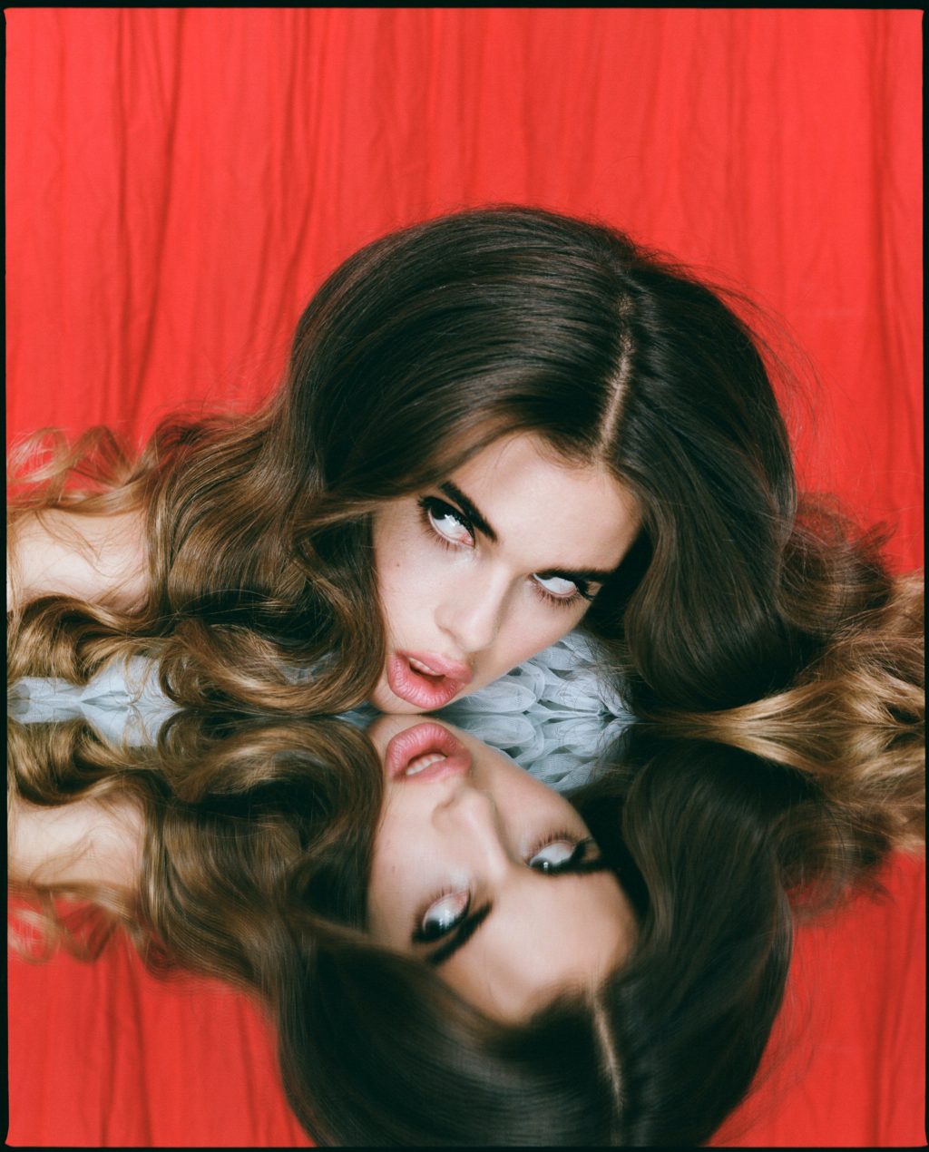 Zoi Mantzakanis Sexy & Topless (9 Photos)