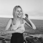 Elle Brittain Nude & Sexy (36 Photos)