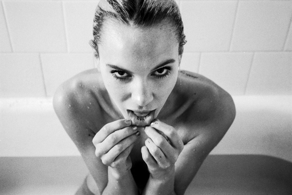 Kelsey Christian Nude & Sexy (11 Photos)