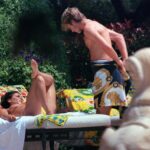 Victoria Beckham Topless (8 Photos)