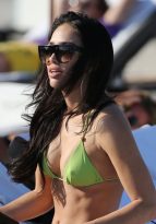 Bre Manziel Flaunts Her Booty In A Green Thong Bikini (28 Photos)