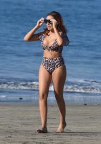 Laura Simpson Sexy (13 Photos)