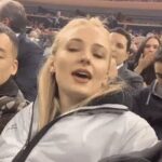 Sophie Turner showing you exactly where she wants it
