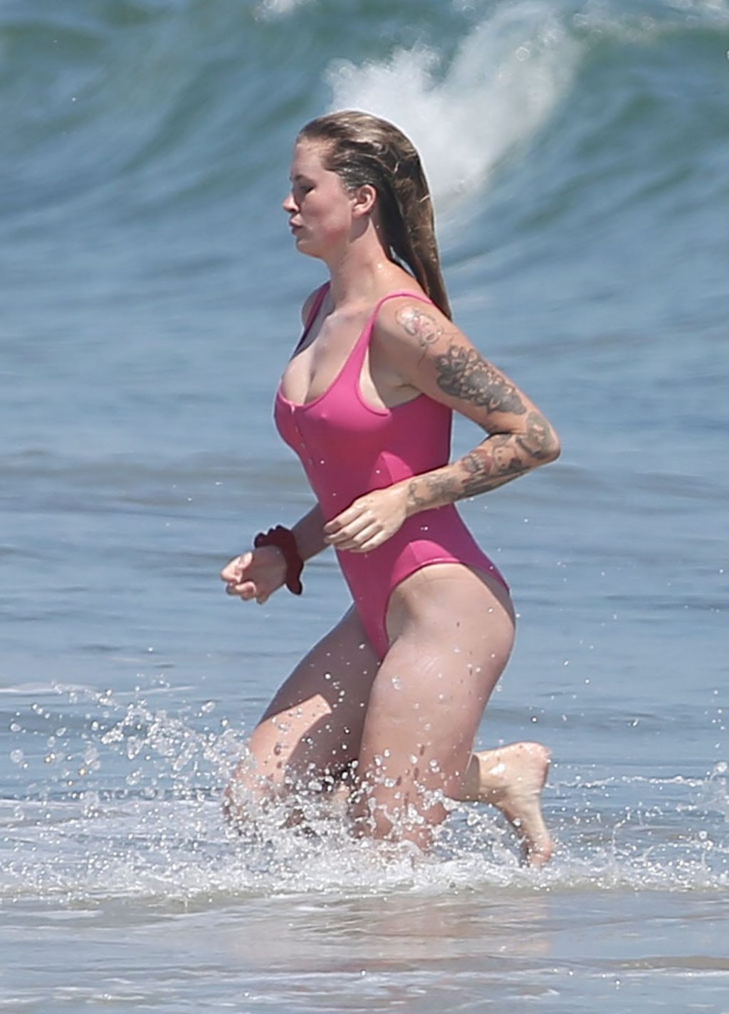 Ireland Baldwin Pokies