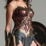 I would love to have Wonder Woman’s(Gal Gadot) thighs wrapped around my head while I eat her delicious natural hairy Amazonian pussy