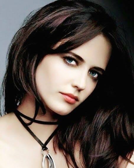 Saturday night seems like the perfect time to edge for Eva Green.