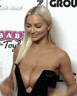 I bet Lindsey Pelas wore this dress while she gave someone a titfuck