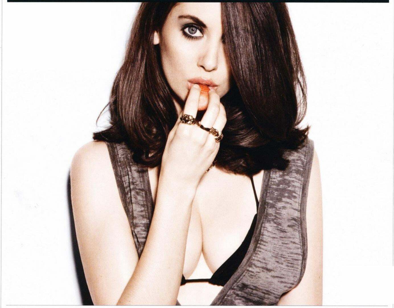 Only Alison Brie can make someone jealous of a strawberry