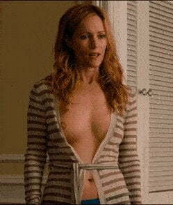 Nude pictures of leslie mann