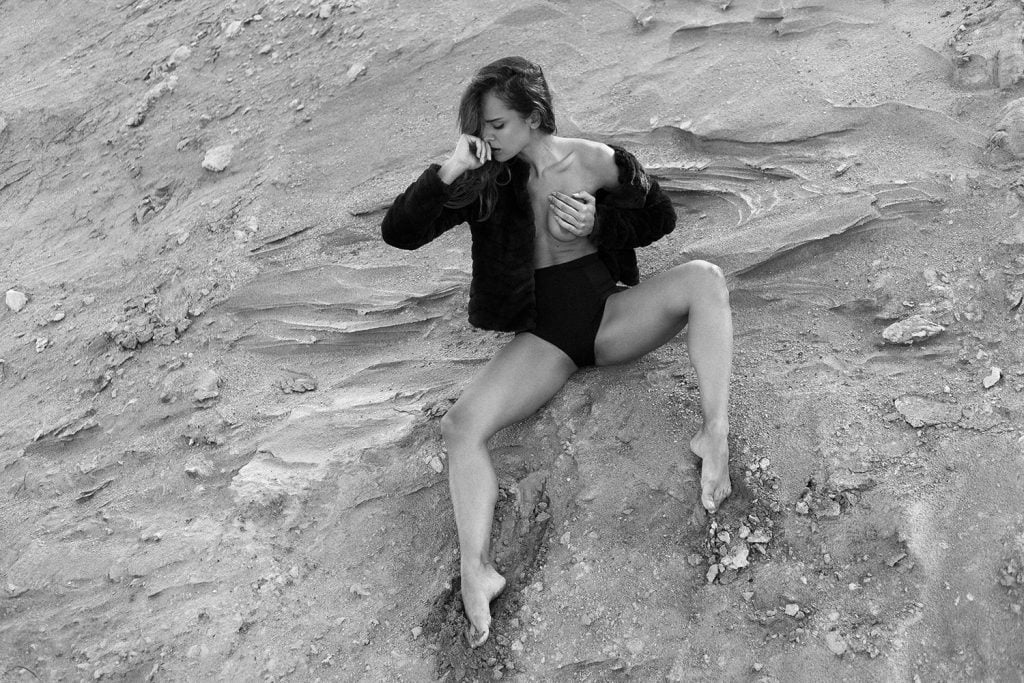 Eliya Aceta Nude & Sexy (9 Photos)