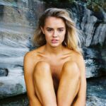 Elly Sharp Sexy & Topless (42 Photos + Video)