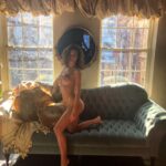 Emily O’Hara Ratajkowski Topless (New Photo)