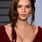 Emily Ratajkowski Sexy (37 New Photos)