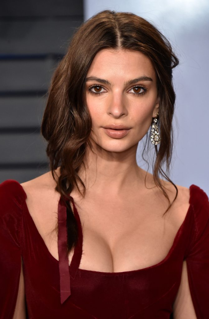 Emily Ratajkowski Sexy (37 New Photos)