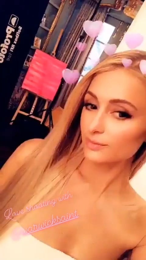 Paris Hilton Sexy & Topless (46 Pics + Gifs & Video)