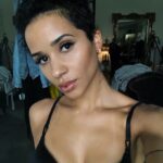 Tanaya Henry Sexy & Topless (11 Photos)